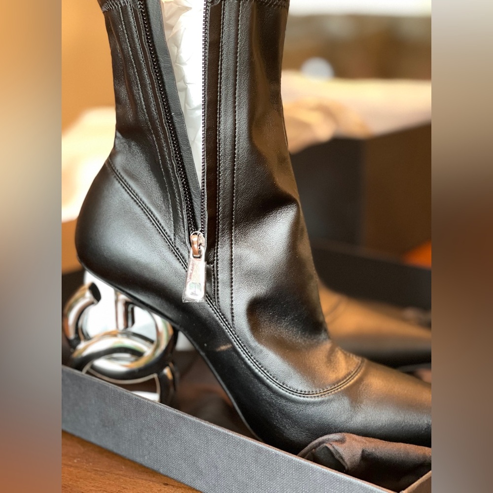 NWT✨ Authentic DG Heel Pointed Toe Bootie✨Price firm!!